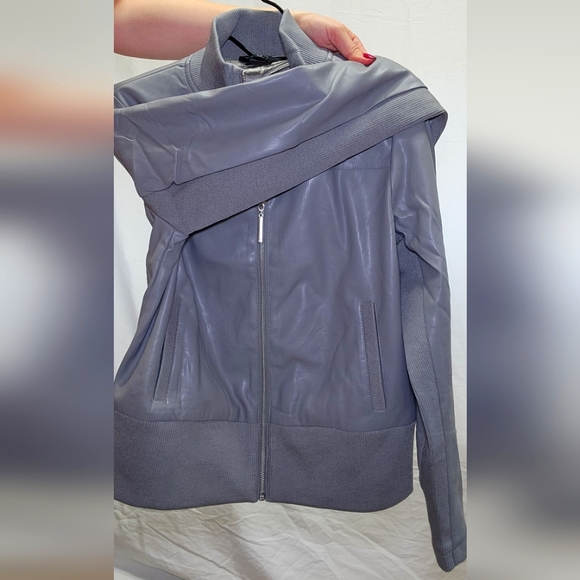 Women's Moto Biker Short Coat Jacket - Picture 9 of 10